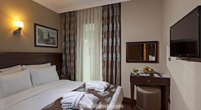 نوا پلازا بوتیک اند اسپاهتل