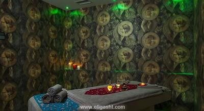 نوا پلازا بوتیک اند اسپاهتل