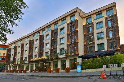 دوسو دوسی هتل داون تاون