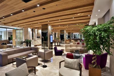 دوسو دوسی هتل داون تاون