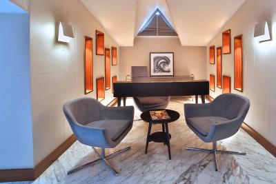 دوسو دوسی هتل داون تاون