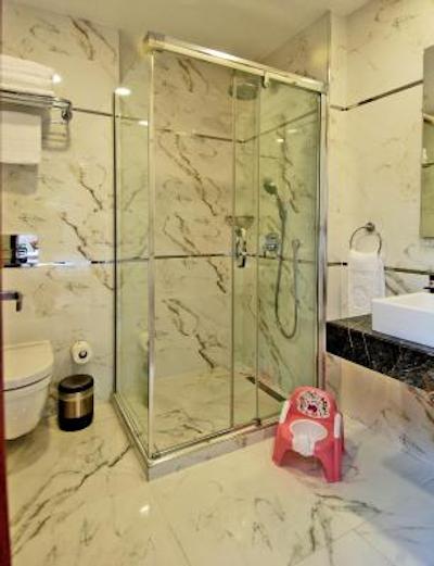 دوسو دوسی هتل داون تاون