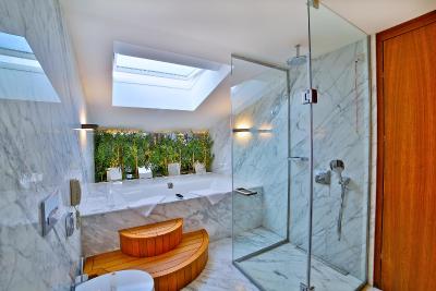 دوسو دوسی هتل داون تاون