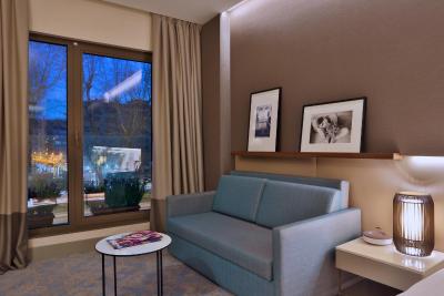 دوسو دوسی هتل داون تاون