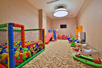 دوسو دوسی هتل داون تاون