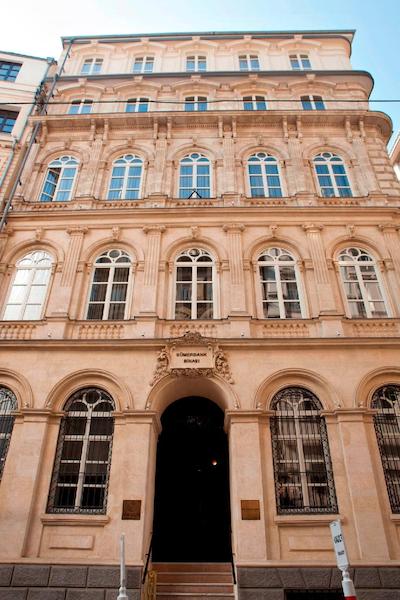 بنک هتل استانبول