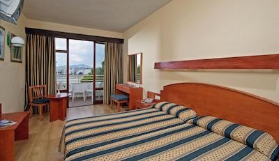 اینترتور میامی ایبیزا-هتل