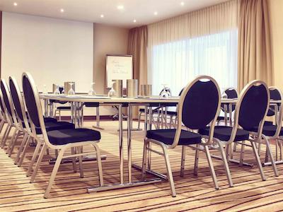 مرکور هتل دورتموند سنتروم