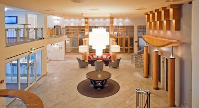 مرکور هتل دورتموند سنتروم