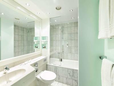 مرکور هتل دورتموند سنتروم