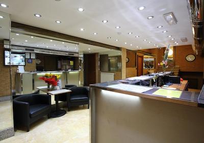 رزیدنس کاندیا