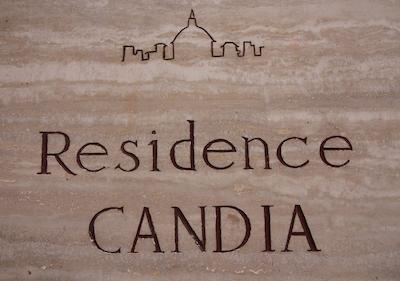 رزیدنس کاندیا