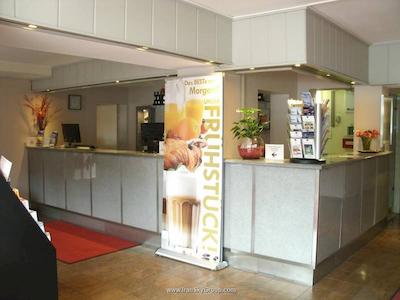 امدیا اکسپرس هامبورگ مورفلیت