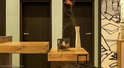 آیبیس هامبورگ آلسترینگ