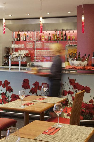 آیبیس بارسلونا ویلدکنس