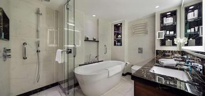 کنراد استانبول بسفروس