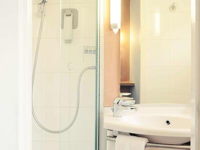 آیبیس پاریس سی‌ دی‌ جی ایرپورت