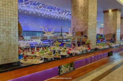 گلدن راک بیچ هتل