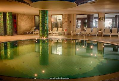 گلدن راک بیچ هتل