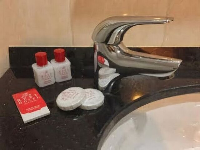 رست هتل