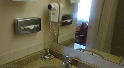 بست وسترن کاپیلنو این اند سویتس