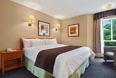 بست وسترن کاپیلنو این اند سویتس