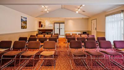 بست وسترن کاپیلنو این اند سویتس