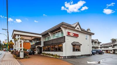 بست وسترن کاپیلنو این اند سویتس