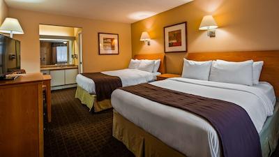 بست وسترن کاپیلنو این اند سویتس