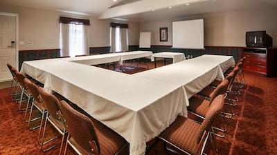 بست وسترن کاپیلنو این اند سویتس