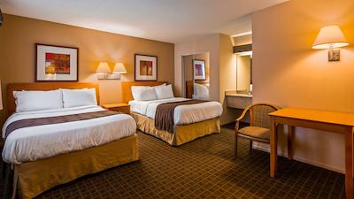 بست وسترن کاپیلنو این اند سویتس