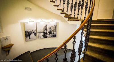 ونکسلاس اسکوئر هتل