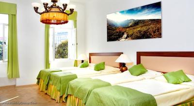 ونکسلاس اسکوئر هتل