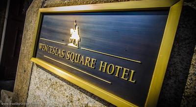 ونکسلاس اسکوئر هتل