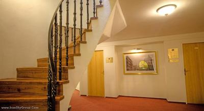 ونکسلاس اسکوئر هتل