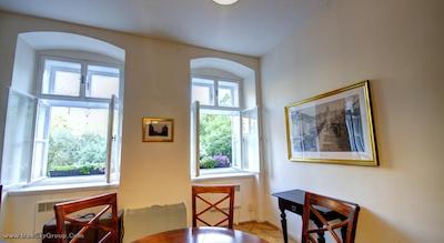 ونکسلاس اسکوئر هتل