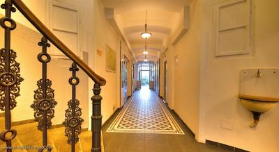 ونکسلاس اسکوئر هتل