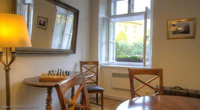 ونکسلاس اسکوئر هتل