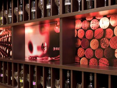 آیبیس بارسلونا ریپولت