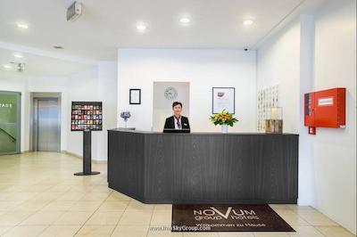 مریلا ایرپورت هتل کلن