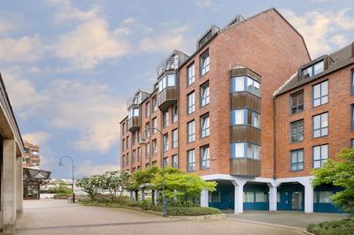 مریلا ایرپورت هتل کلن