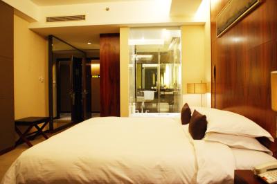 ییوو اینترنشنال ‌‌منشن هتل