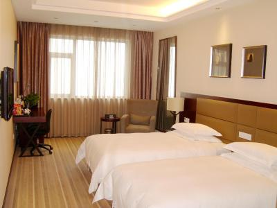 ییوو اینترنشنال ‌‌منشن هتل