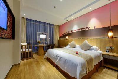 ییوو اینترنشنال ‌‌منشن هتل