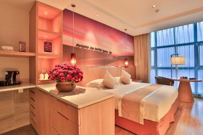 ییوو اینترنشنال ‌‌منشن هتل