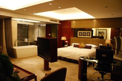 ییوو اینترنشنال ‌‌منشن هتل