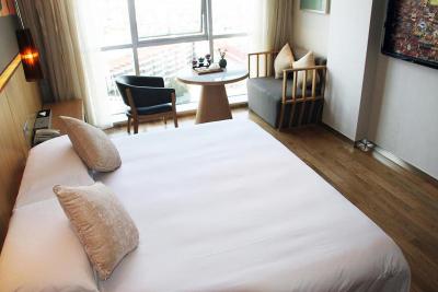 ییوو اینترنشنال ‌‌منشن هتل