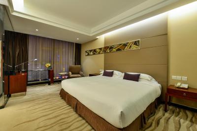 ییوو اینترنشنال ‌‌منشن هتل