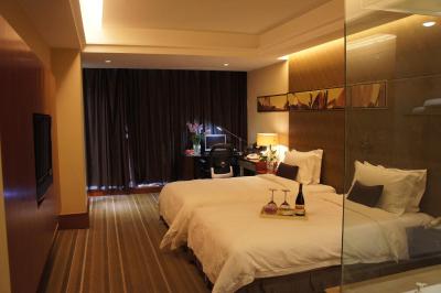 ییوو اینترنشنال ‌‌منشن هتل