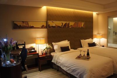 ییوو اینترنشنال ‌‌منشن هتل